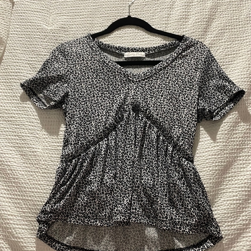 cute zebra print top!!